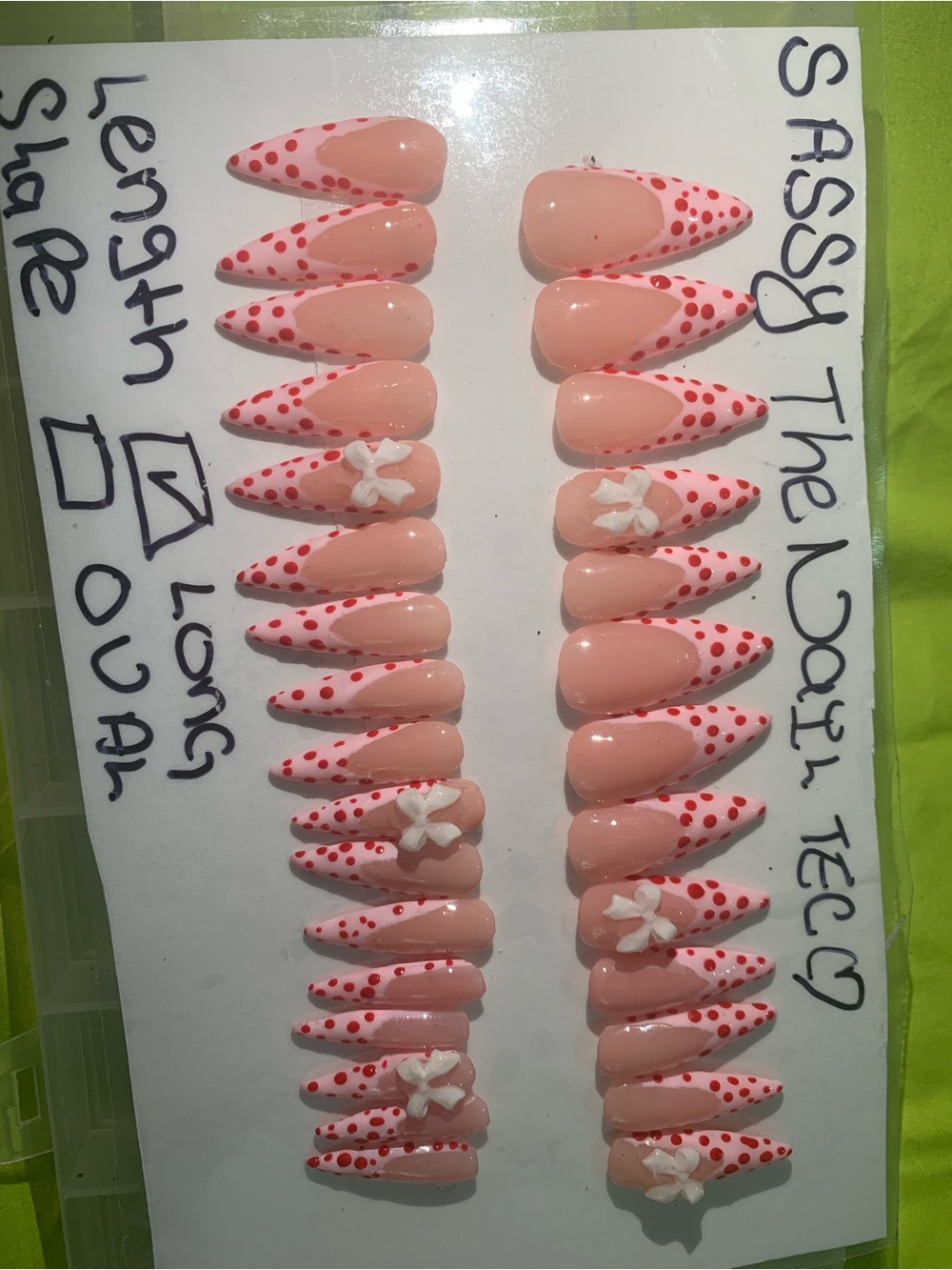 Sassy The Dazzl Tec Pink Polka Dot Press-On Nails